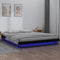 vidaXL - Bedframe - LED - massief - hout - zwart - 150x200 - cm