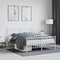 vidaXL - Bedframe - met - hoofd- - en - voeteneinde metaal - wit - 140x200 - cm