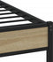 vidaXL - Bedframe - zonder - matras - metaal - sonoma - eikenkleurig - 135x190 - cm