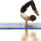 vidaXL - Gymnastiekmat - met - pomp - opblaasbaar - 600x100x10 - cm - PVC - blauw