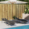vidaXL - Ligbedden - 2 - st - met - tafel - poly - rattan - lichtgrijs