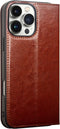 Qialino Geschikt voor iPhone 16 Pro hoesje - Leren bookcase - Bruin