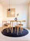 Vloerkleed MOMO Rugs Panorama Uni Rond Black Vloerkleed - 200 rond - Rond - Laagpolig,Rond Tapijt - Industrieel - Zwart