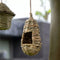 Vogelhuis riet - vogelhuisje stro - vogelnest langwerpig gevlochten - natuurlijk nestbuidel - loungenest - 21 cm - kerst cadeau tip