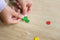 BS Toys Vlooienspel - Hout - FSC - Vloerspel - 2 tot 4 spelers - Vanaf 6 jaar - Cadeau kind