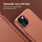 Accezz MagSafe Leather Backcover iPhone 13 - Echt leer - Verhoogde randen - Bruin
