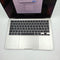 Apple MacBook Air (2025) - 13