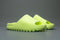adidas Yeezy Slide - Lage sneakers - Maat 44 1/2 - GROEN