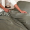 Coco & Cici - Bamboe Dekbedovertrek 200 x 220 cm - 2 Persoons Beddengoed - Olijfgroen - 2 Kussenslopen (60x70) - 100% Eco Bamboe