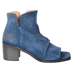 Walk in the Park - Suède stoere laars met zomerse uitstraling - Maat 37 - Blauw