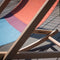 Weltevree | Beach Rocker | Schommelstoel Strand, Tuinstoel, Strandstoel Opvouwbaar, Campingstoel | Beukenhout & Organisch Katoen | Rood/Blauw