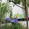 Weltevree | Bended Bench | Tuinbank met Rugleuning | Buitenbank 3 Persoons | Aluminium Gepoedercoate Afwerking | Tuinmeubel | Lichtgroen RAL 6021