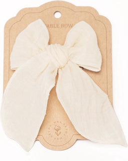 Mrs Ertha Fable haarclip met strik - Vanilla