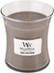 Woodwick Hourglass Medium Geurkaars - Sand & Driftwood