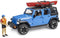 Wrangler jeep met kayak.