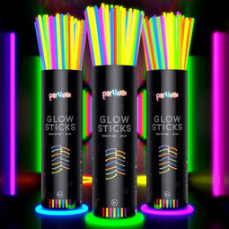 Partizzle - Glow in the Dark Sticks - 300 stuks - Extra Dik - 8 tot 12 uur glow plezier - 7 Kleuren (300 stuks)