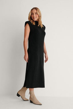 NA-KD - Padded High Neck Midi Dames Jurk - Maat L - Zwart