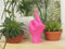 Roze middelvinger beeldje - Bitten Design