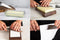 XL Wetsteen set 1000 6000 met E-Book - Slijpsteen Messen - Acaciahouder Anti-Slip - Groot Oppervlak Slijpen - 23x10x2.5 CM - Messenslijper - VDN