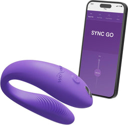We-Vibe Sync Go koppelvibrator reis editie - C-vorm vibrator - Draagbaar vibrerend speeltje voor koppels - Deel vibraties - Oplaadbaar - Reisetui