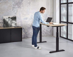 Elektrisch verstelbare zit/sta werkplek Basic breed 180CM diep 80CM bladkleur Speciale Kleur framekleur Zwart (RAL9005)