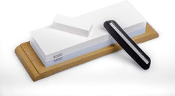 Yaxell 3000/8000 Wetsteen / Combinatiesteen / Slijpsteen – Dubbele Korrelgrofte – Inclusief Angle-Keeper en Nivelleringsteen - Perfect voor Fijnslijpen en Polijsten