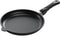 AMT Gastroguss Koekenpan 24 cm - Inductiegeschikt - Lotan antiaanbaklaag - Handgegoten aluminium - Afneembare steel