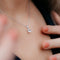 Yolora Dames Ketting met Kalpa Camaka Kristal Hanger - Zilver kleurig - 18K Wit Verguld - Cadeauverpakking