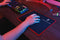 SureFire Silent Flight 320 - Gaming muismat - Antislip rubberen onderkant - Zwart/rood