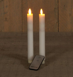 Anna's collection - B.o. 2pcs rustiek wit wax diner kaars 23cm bew. vlam met afstands bediening 2xaa