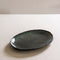 Dutch Rose Organic Ovale schaal - Serveerschaal - Stoneware Handgemaakt - 40x28cm - Groen