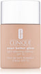 Clinique Even Better Glow Foundation - CN58 Honey