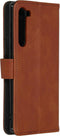 iMoshion Hoesje Geschikt voor Motorola Edge Hoesje Met Pasjeshouder - iMoshion Luxe Bookcase - Bruin