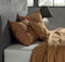 Zohome Kussensloop Satinado - Kussenhoes van 50x50 cm - Set van 2 stuks - 100% Katoen-Satijn - Bruin