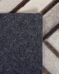 TEKIR - Laagpolig vloerkleed - Lichtbeige - 140 x 200 cm - Koeienhuid leer