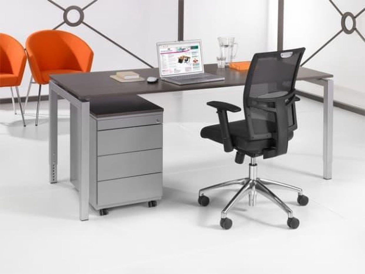 4 poots bureau Kubus breed 200CM diep 100CM bladkleur Speciale Kleur framekleur Aluminium (RAL9006)